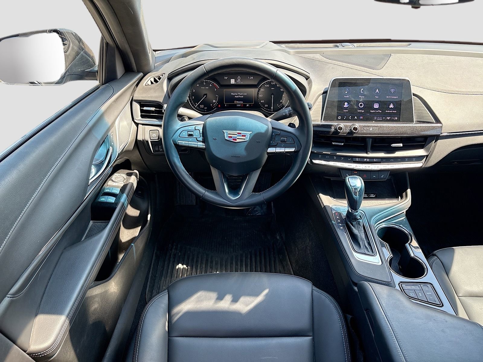 Used 2025 Cadillac CT4 Luxury image 24