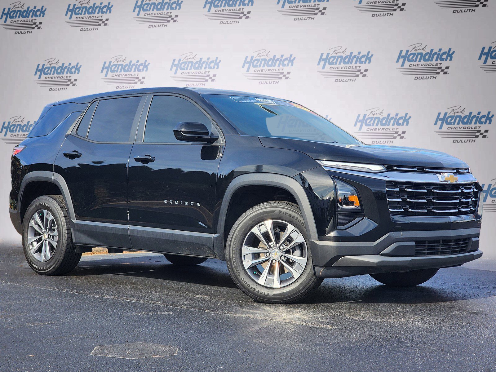 Used 2025 Chevrolet Equinox LT image 2