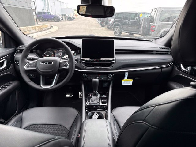 New 2026 Jeep Compass Latitude AWD/4WD image 14