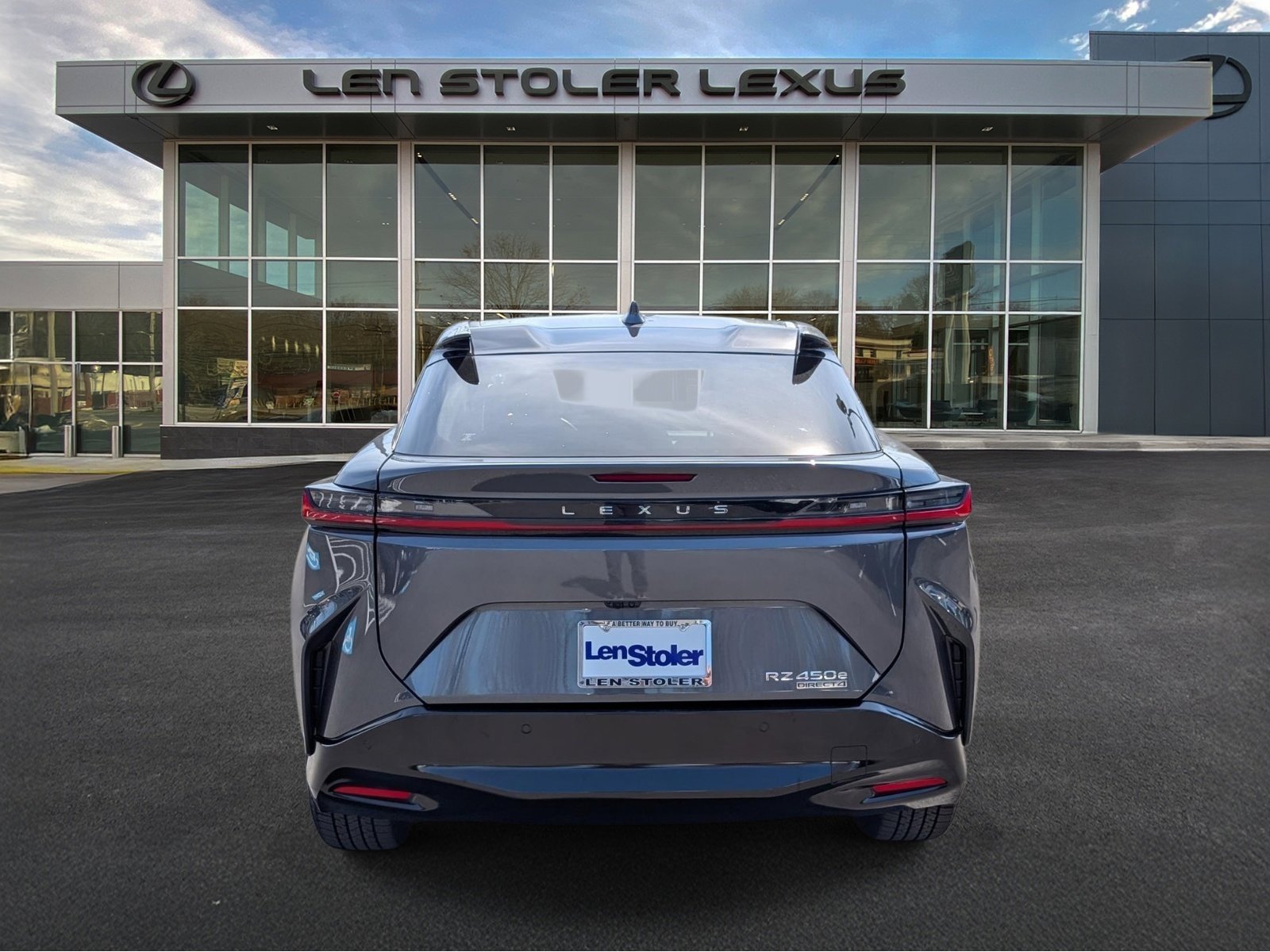 Used 2023 Lexus RZ 450e Premium w/ Technology Package image 4