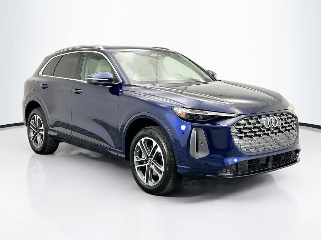 Used 2025 Audi Q5 Premium Plus w/ Premium Plus image 4