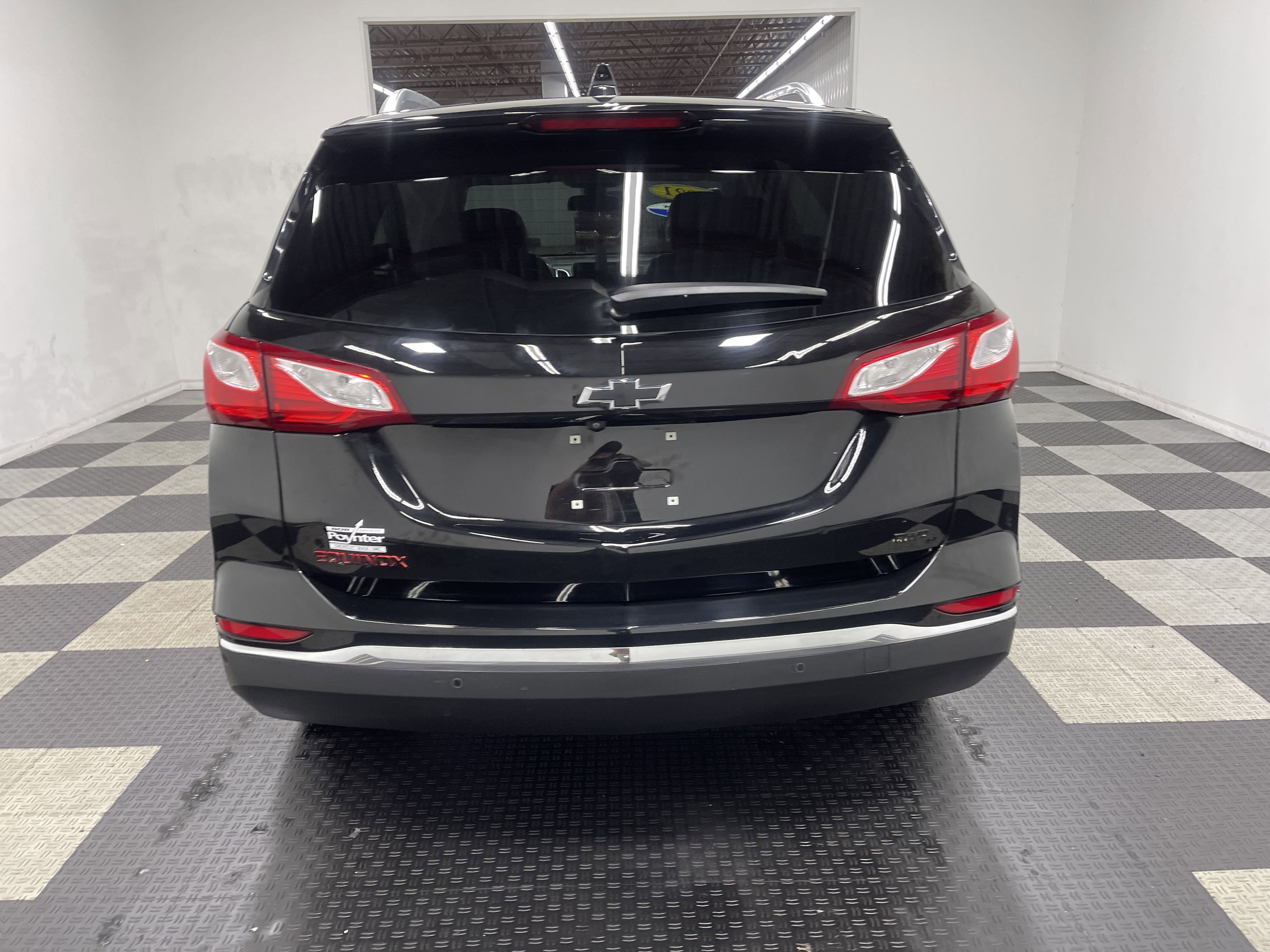 Used 2021 Chevrolet Equinox Premier w/ Redline Edition image 3