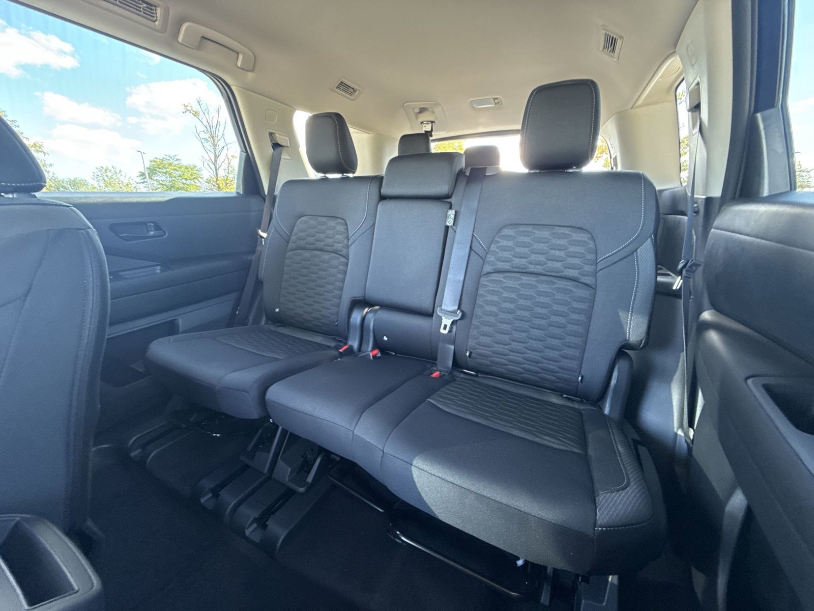 New 2026 Nissan Pathfinder SV AWD/4WD image 18