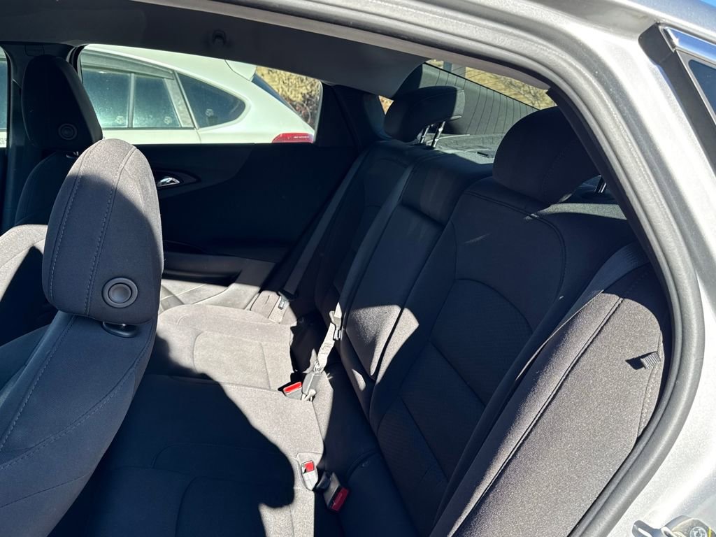 Used 2022 Chevrolet Malibu LT image 30
