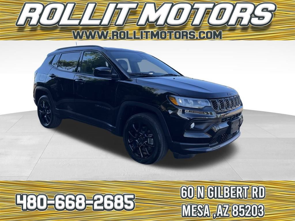 Used 2025 Jeep Compass Latitude w/ Altitude Special Edition image 1