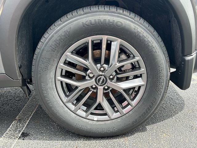 New 2025 Nissan Rogue S image 26