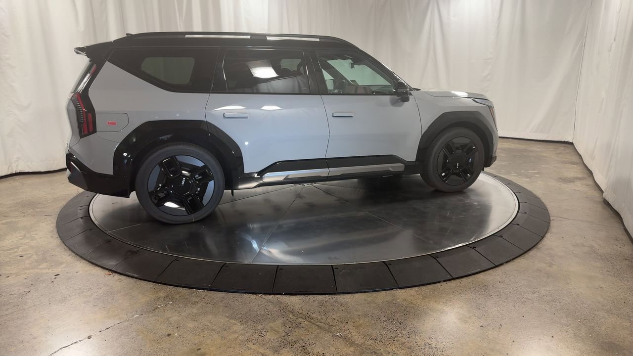 New 2026 Kia EV9 GT-Line image 9