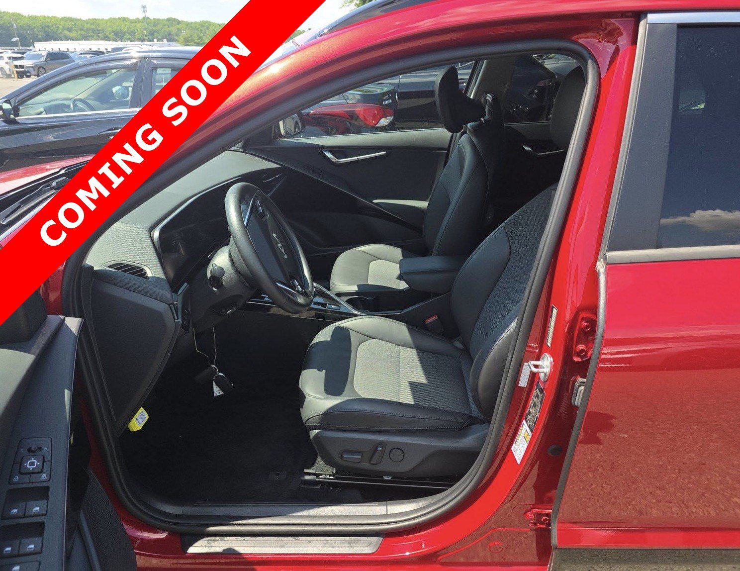 Used 2023 Kia Niro Wind w/ Wind Preserve Package FWD image 6