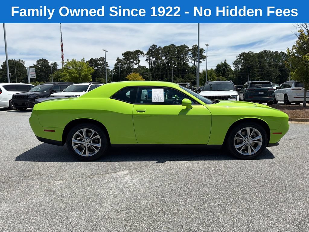 Used 2023 Dodge Challenger SXT AWD/4WD image 8