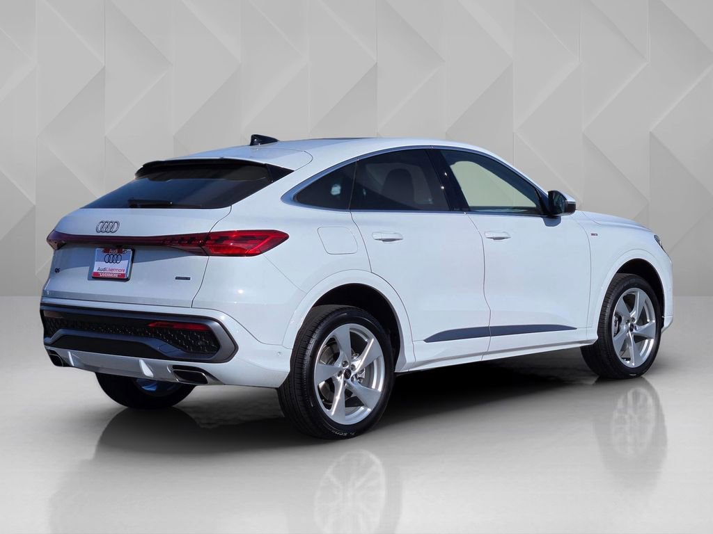 New 2025 Audi Q5 Premium Plus image 6
