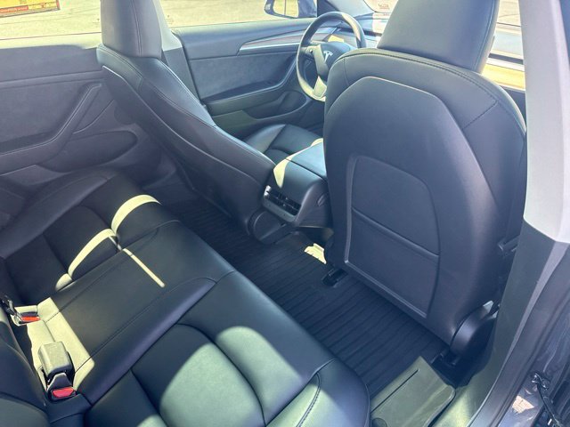 Used 2023 Tesla Model 3 Standard Range RWD image 17
