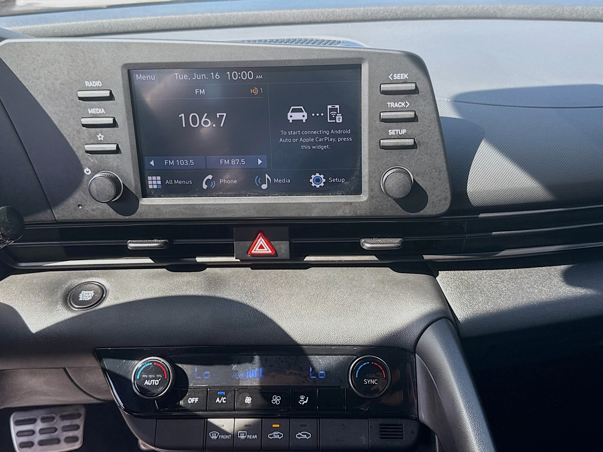 Certified 2025 Hyundai Elantra Sport FWD image 10
