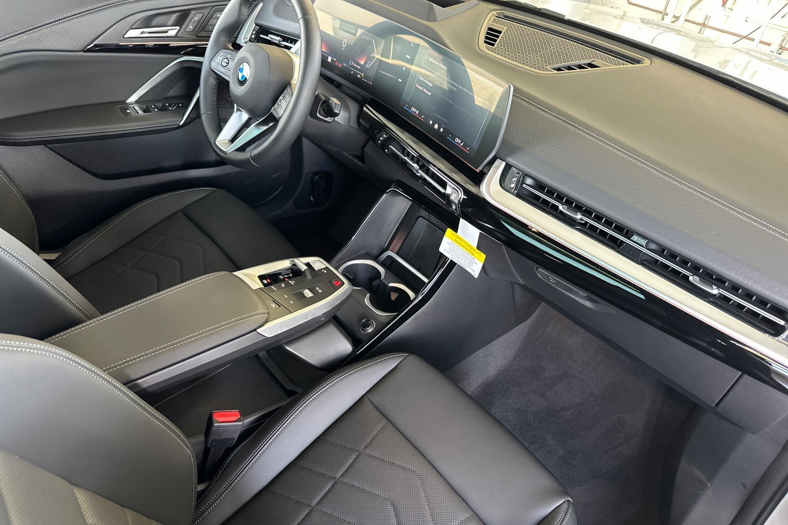 New 2026 BMW X2 xDrive28i w/ Technology Package AWD/4WD image 15