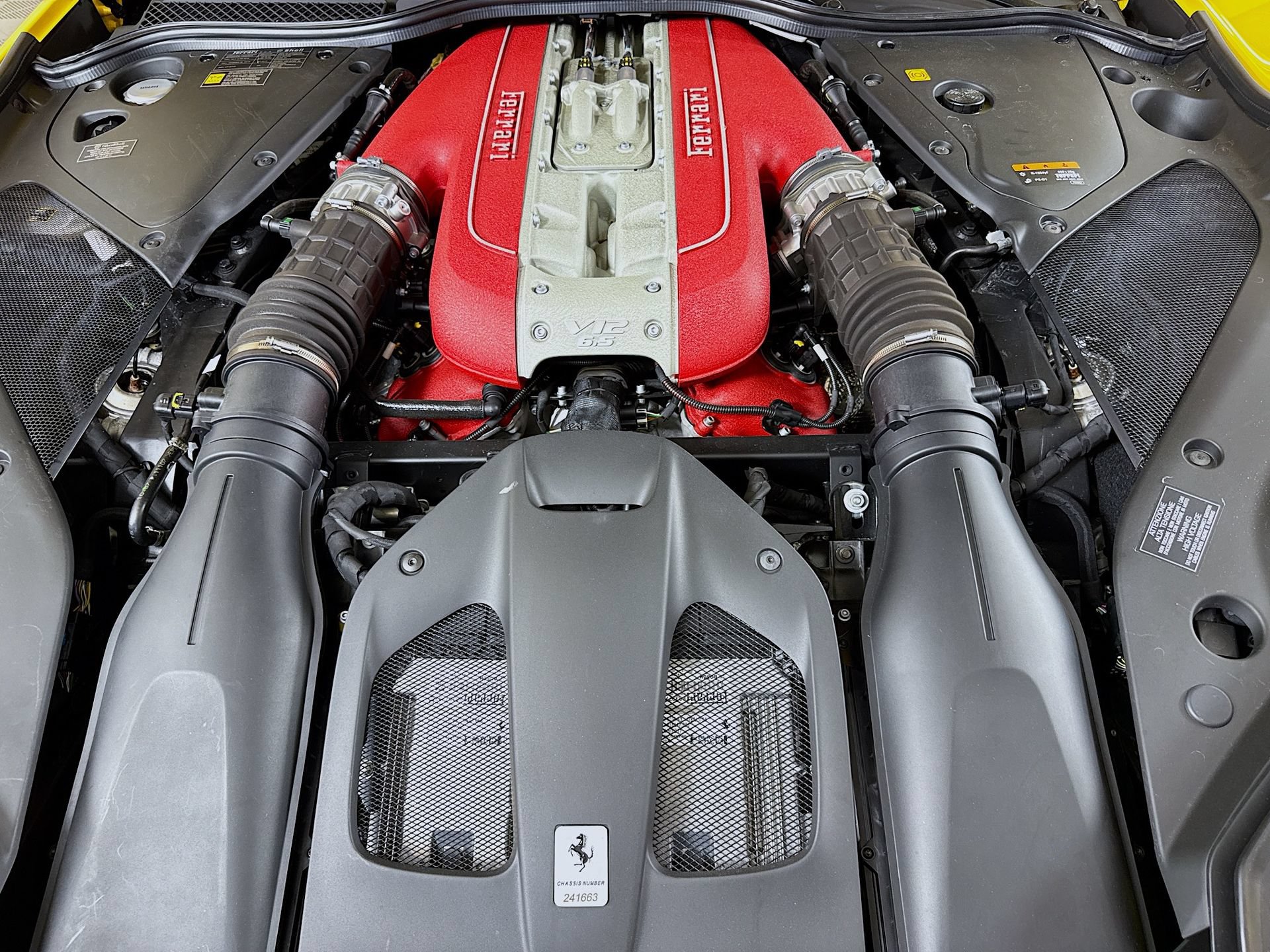 Certified 2019 Ferrari 812 Superfast RWD image 20