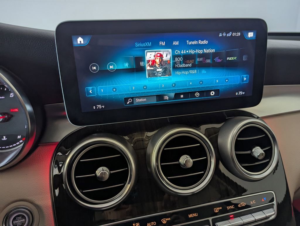 Used 2020 Mercedes-Benz GLC 300 image 44