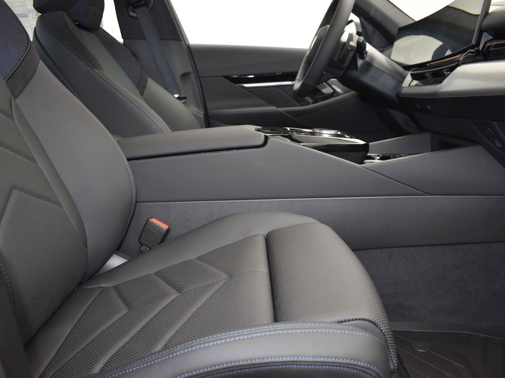 New 2026 BMW 530i w/ M Sport Package image 25