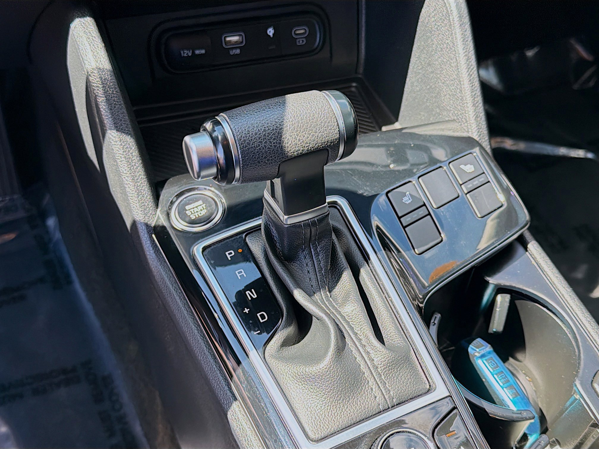 Used 2024 Kia Sportage EX image 16