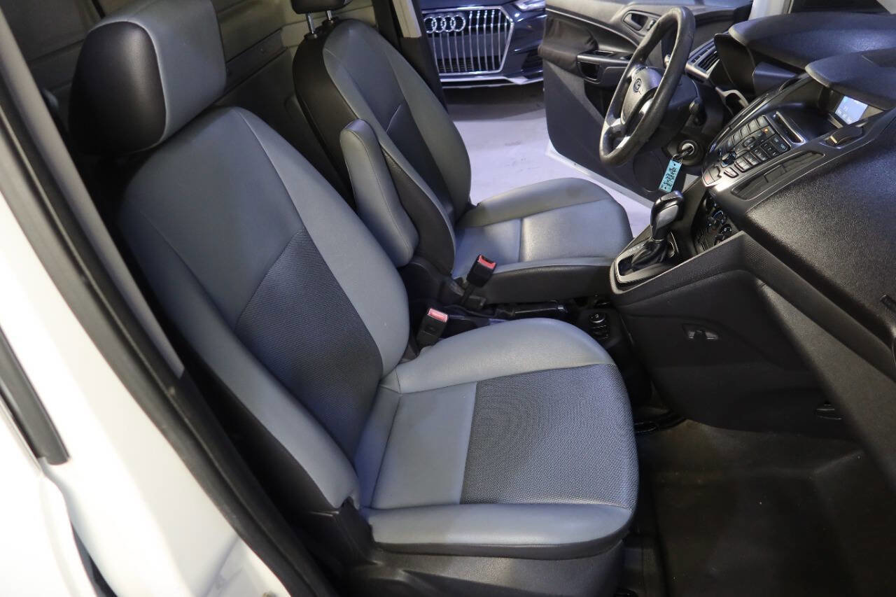 Used 2016 Ford Transit Connect XL FWD image 13