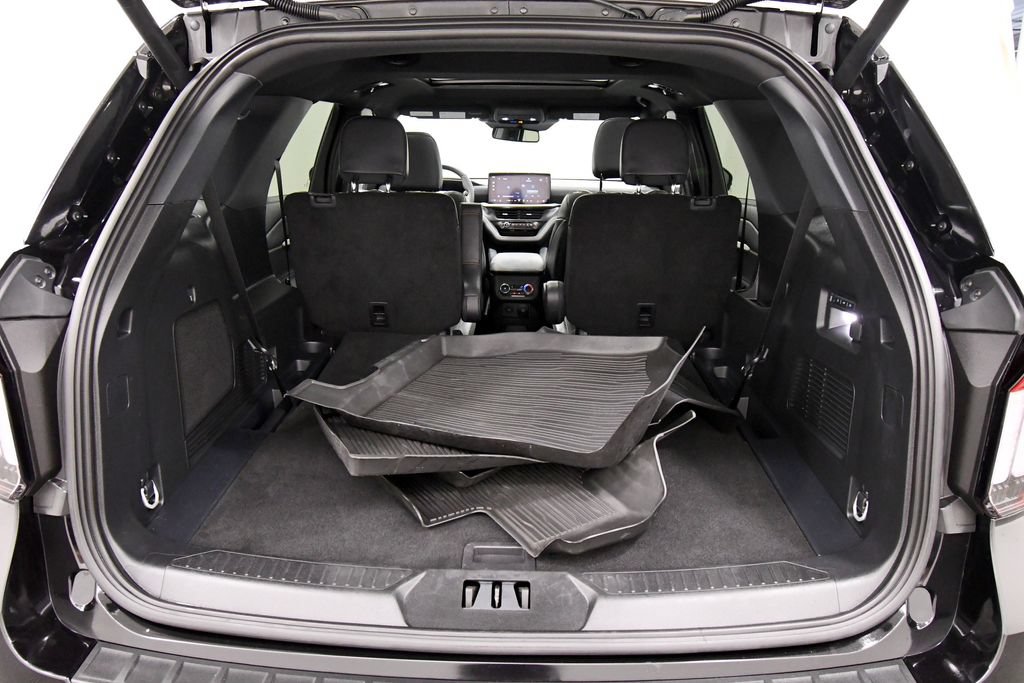 Used 2026 Ford Explorer Tremor w/ Tremor Ultimate Package AWD/4WD image 7