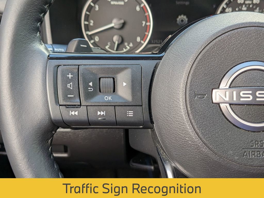 Used 2023 Nissan Rogue SL w/ SL Premium Package image 22