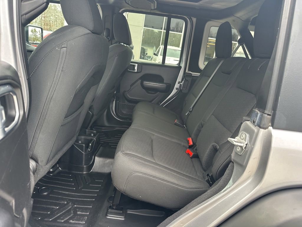 Used 2019 Jeep Wrangler Unlimited Sport image 29