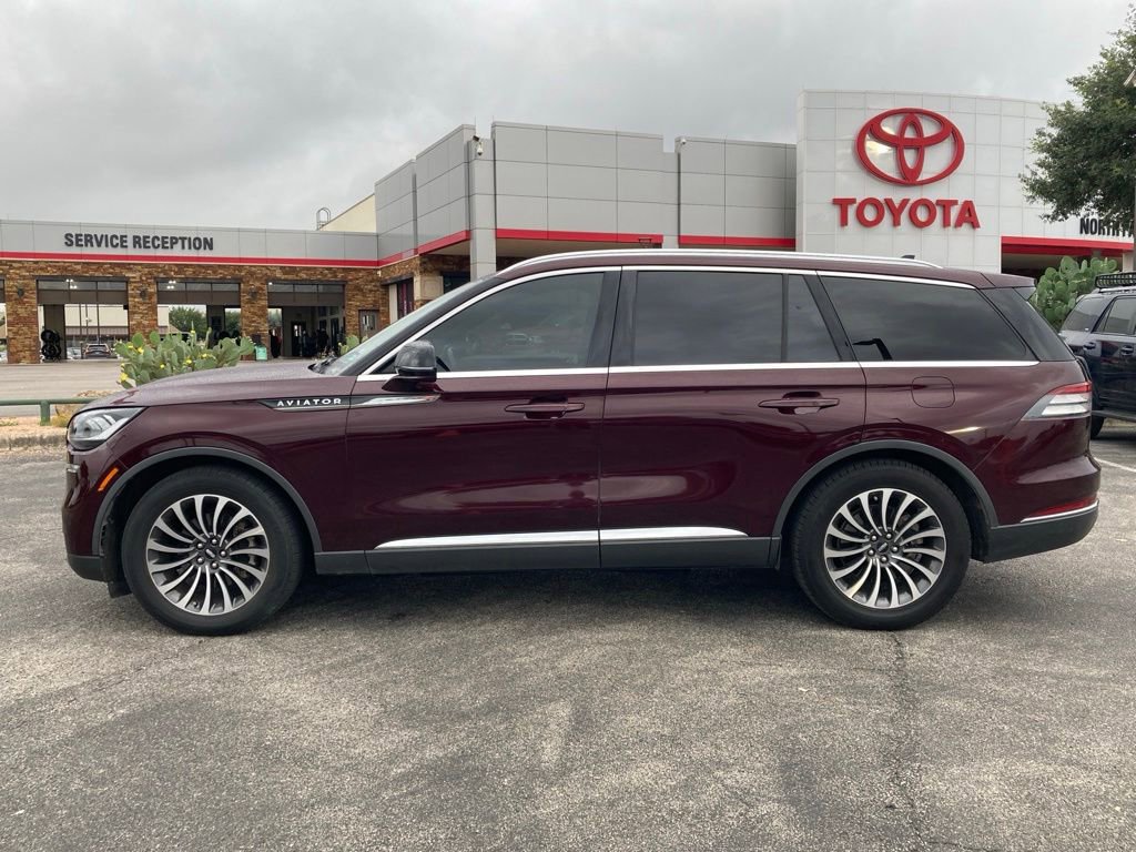 Used 2021 Lincoln Aviator Reserve w/ Elements Package Plus RWD image 8