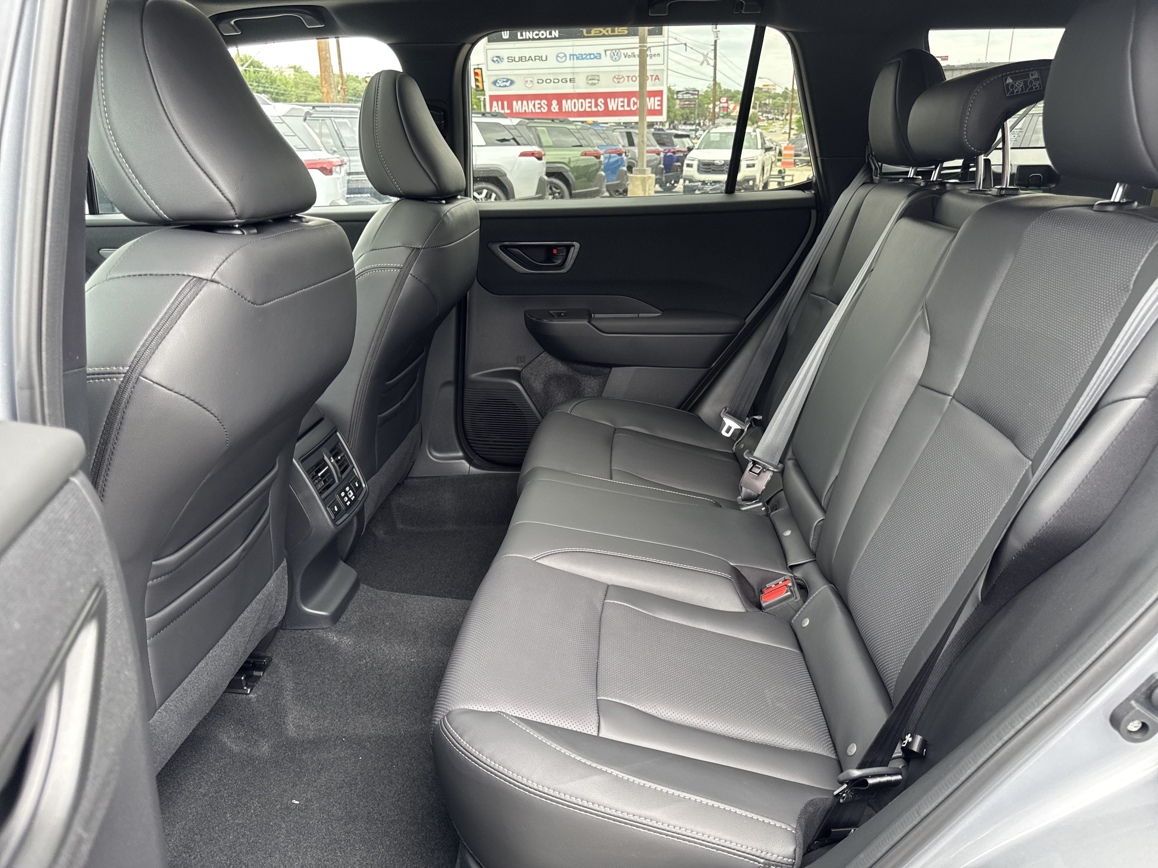 New 2026 Subaru Outback Limited AWD/4WD image 29