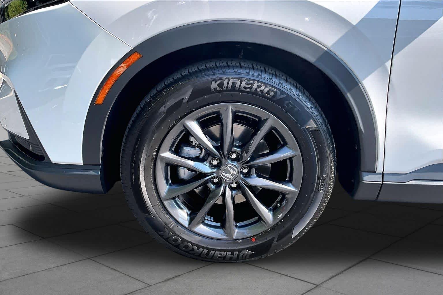 Certified 2026 Honda CR-V EX-L image 11