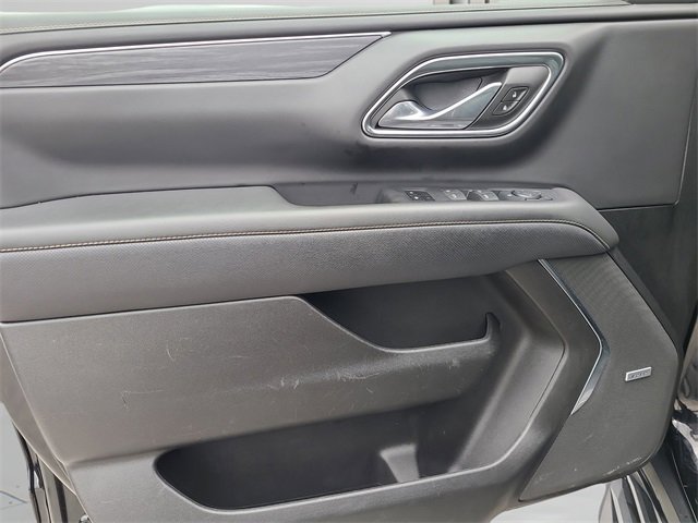 Used 2024 GMC Yukon XL SLT image 33