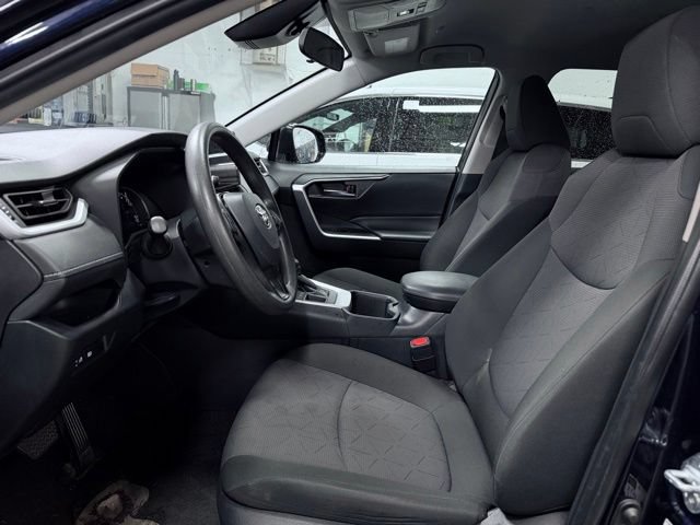 Used 2024 Toyota RAV4 XLE AWD/4WD image 16