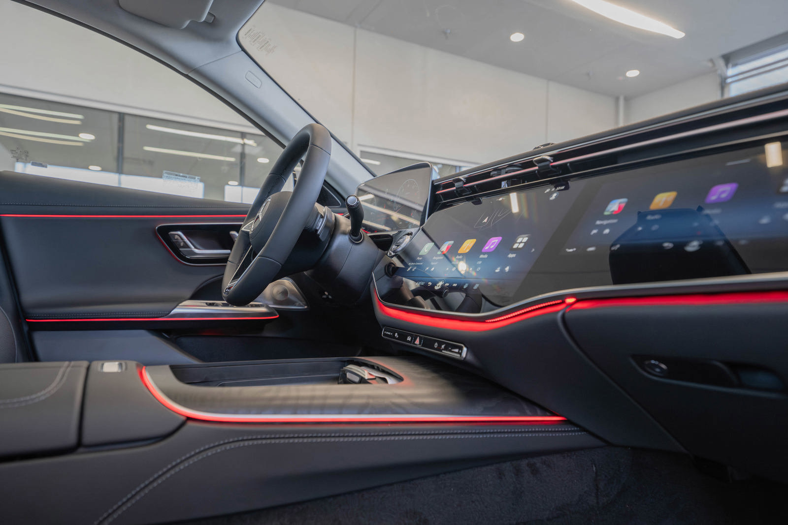 New 2025 Mercedes-Benz E 450 4MATIC All-Terrain Wagon image 18