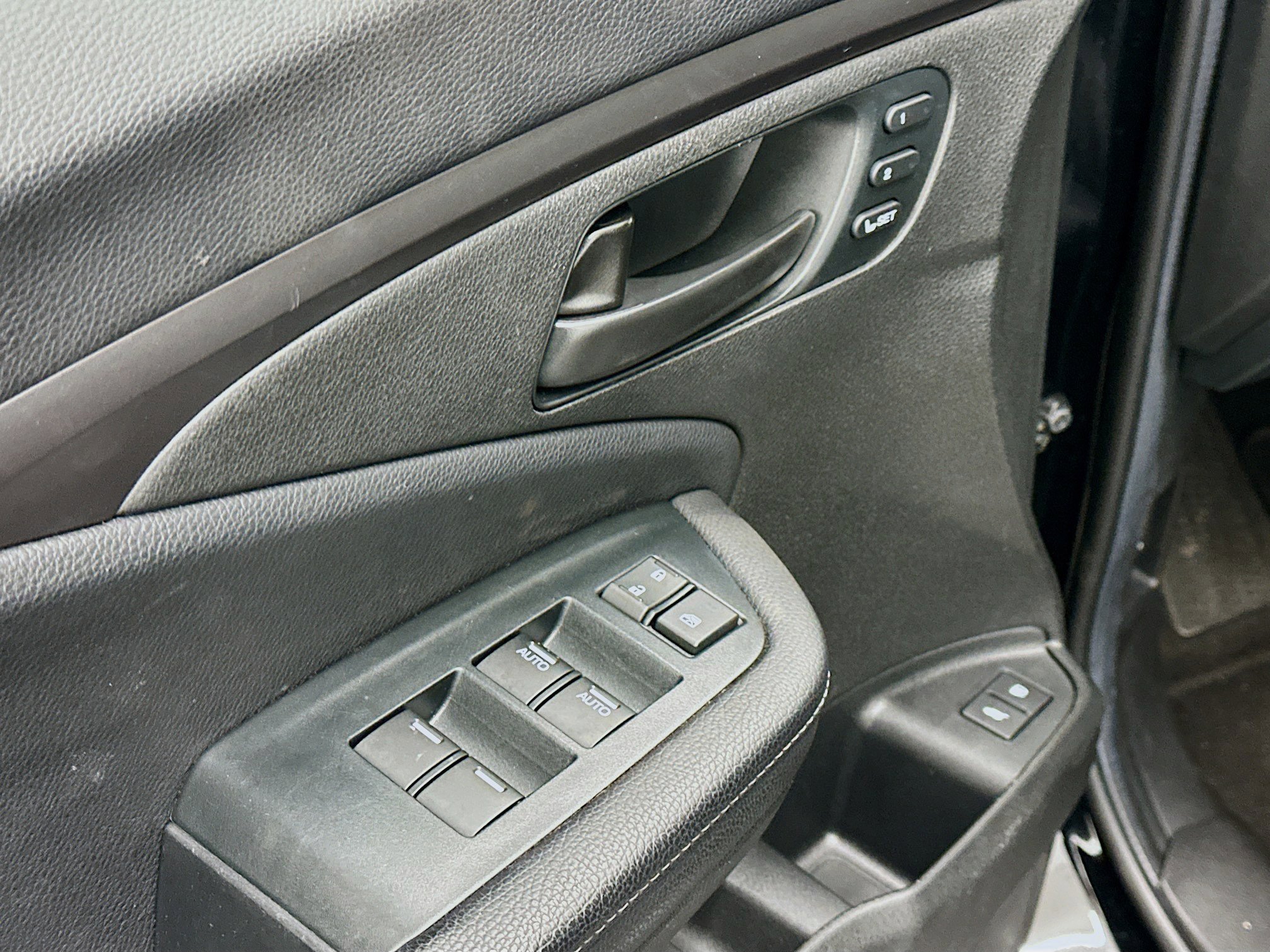 Used 2022 Honda Passport EX-L image 15