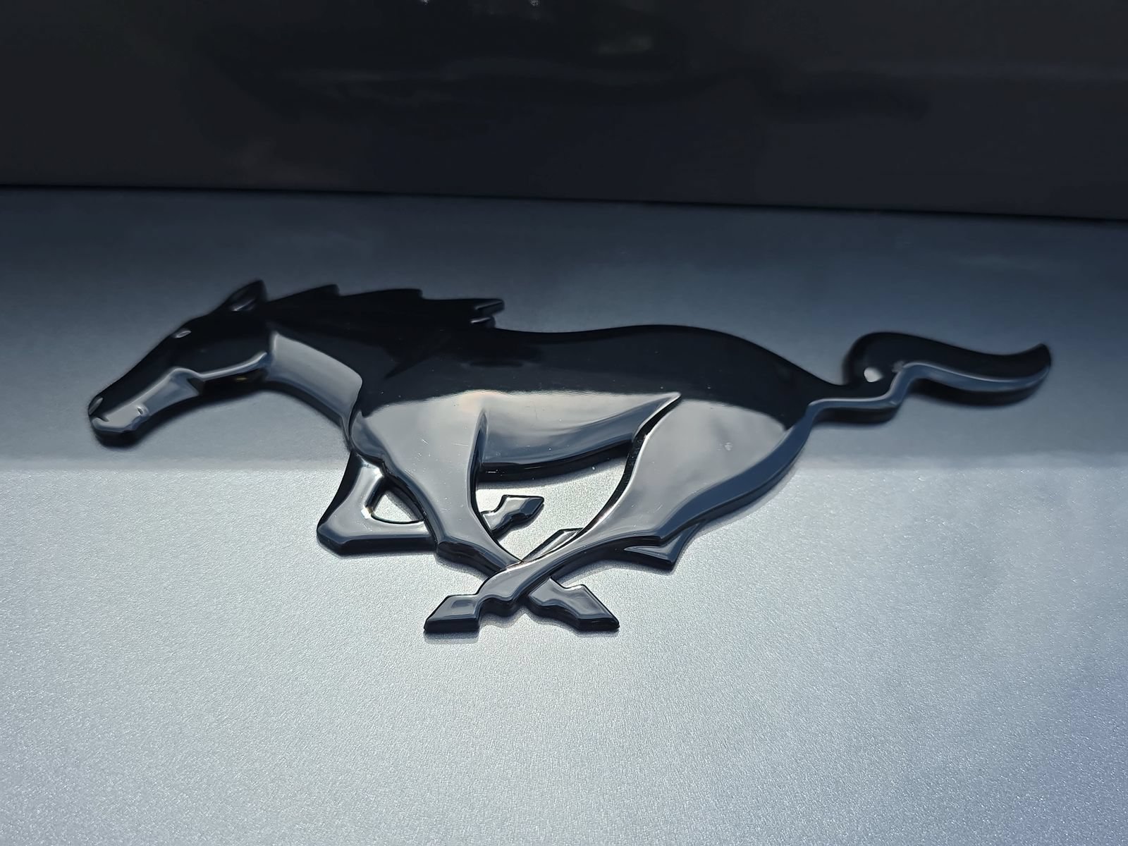 Used 2025 Ford Mustang Coupe RWD image 12
