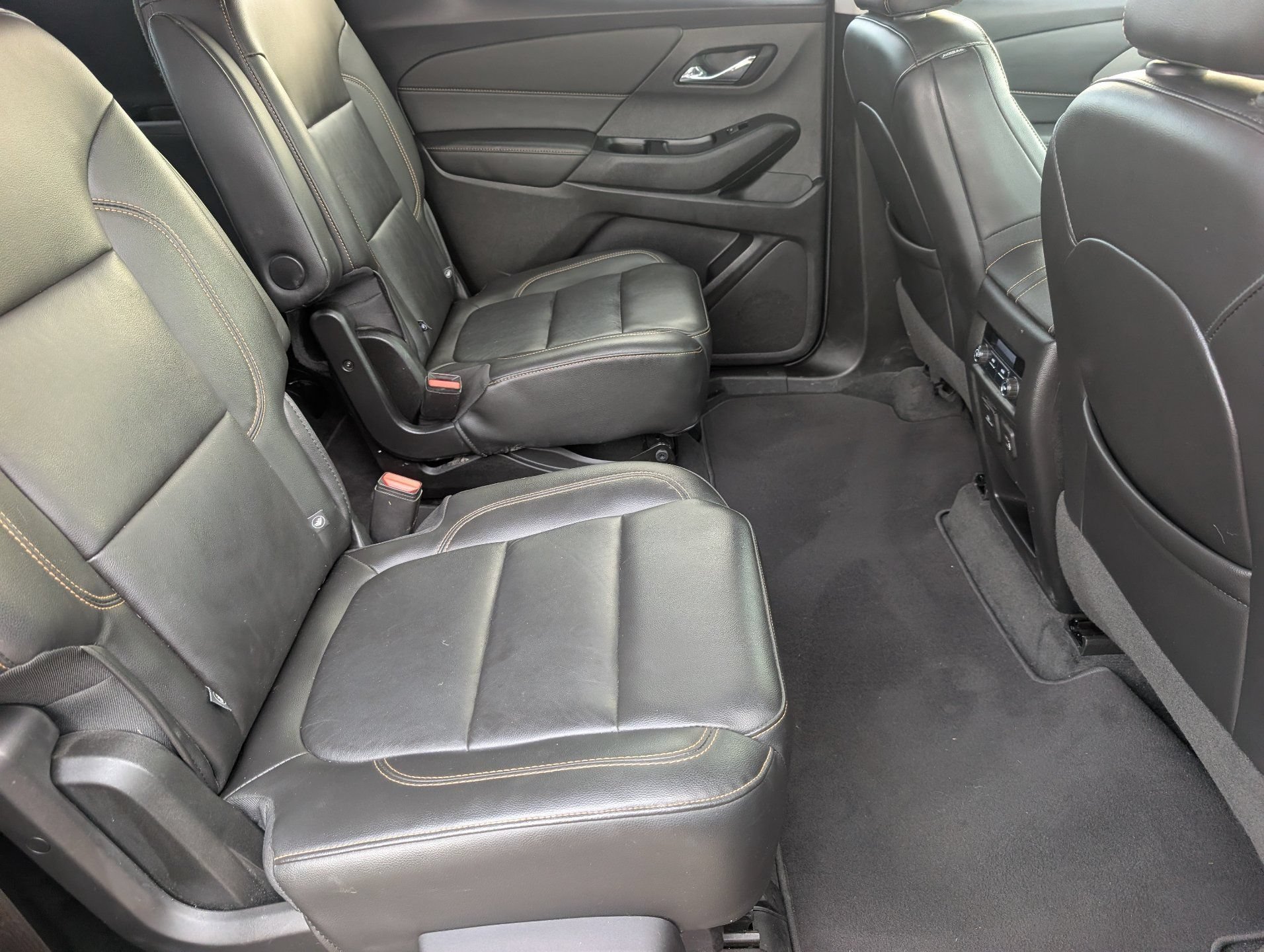 Certified 2020 Chevrolet Traverse RS FWD image 13
