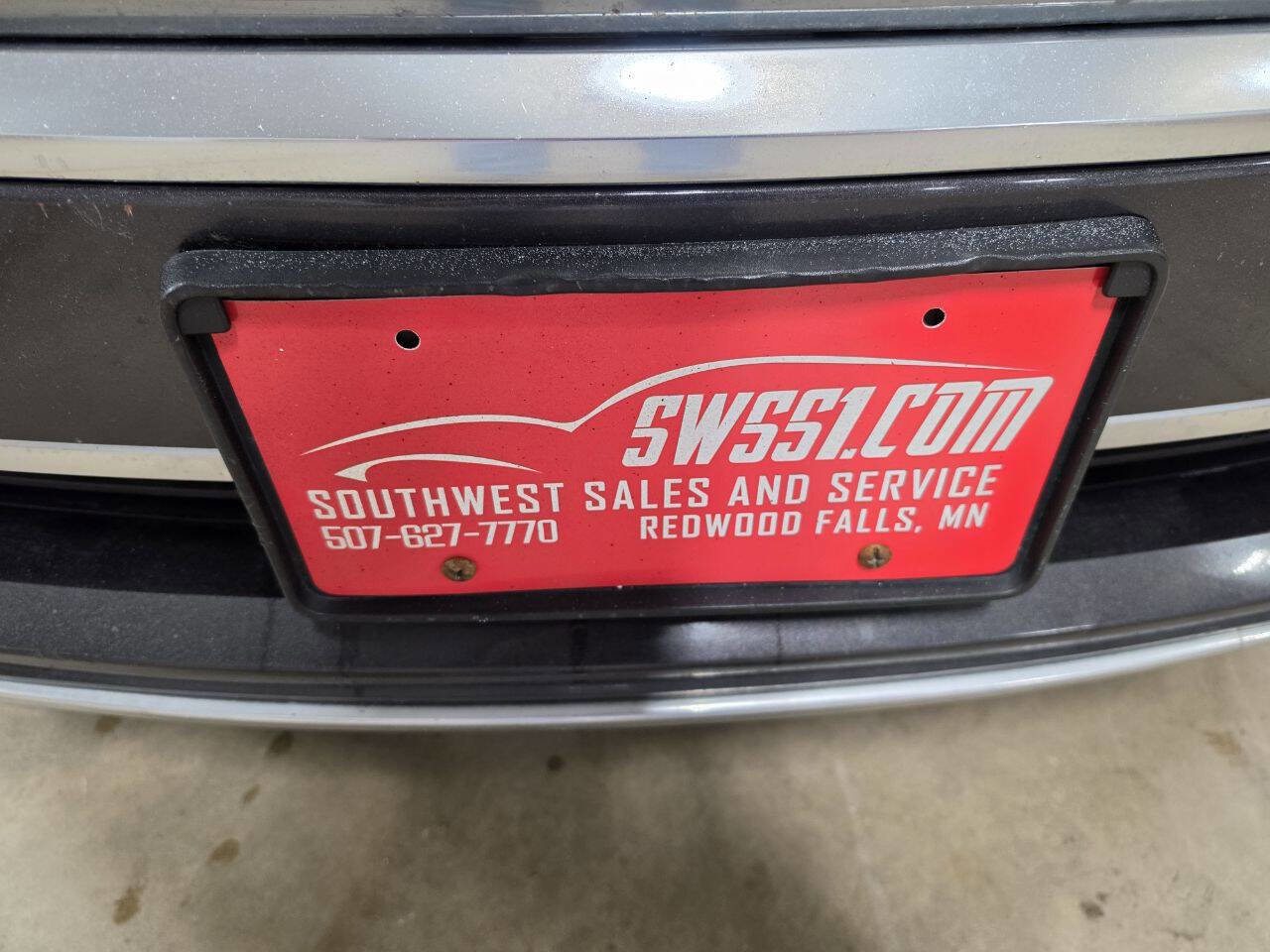 Used 2013 GMC Acadia Denali AWD/4WD image 2