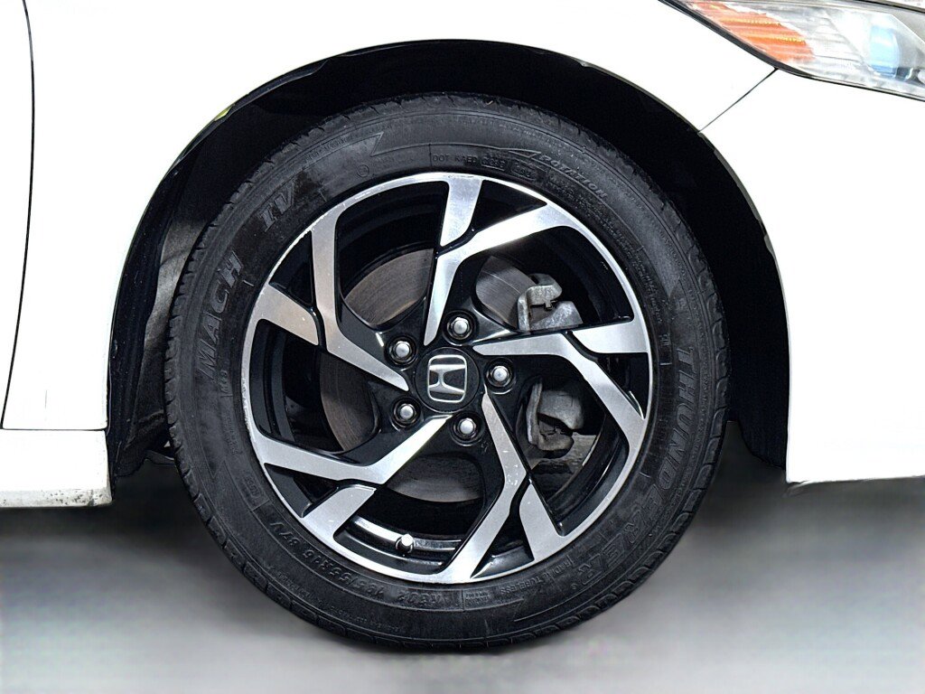 Used 2016 Honda CR-Z EX image 34