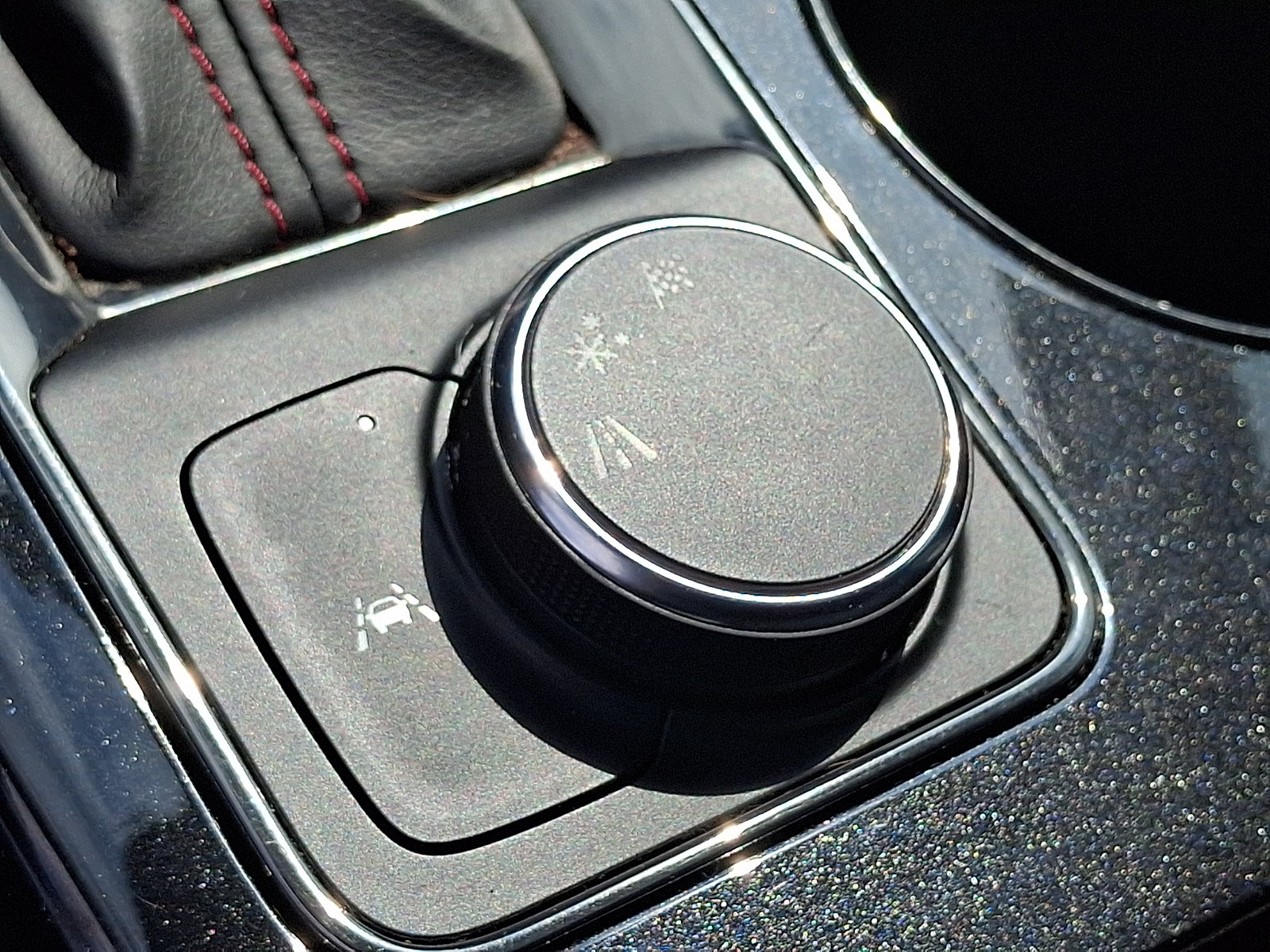 Used 2023 Chevrolet Blazer RS w/ Enhanced Convenience Package FWD image 27