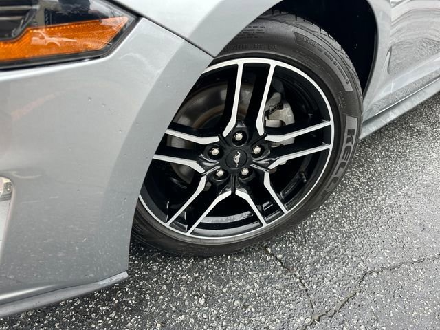 Used 2022 Ford Mustang Premium RWD image 9