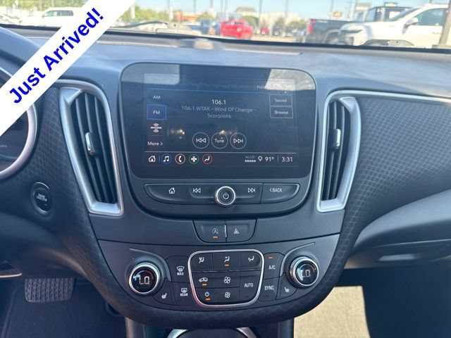 Used 2025 Chevrolet Malibu LT FWD image 11