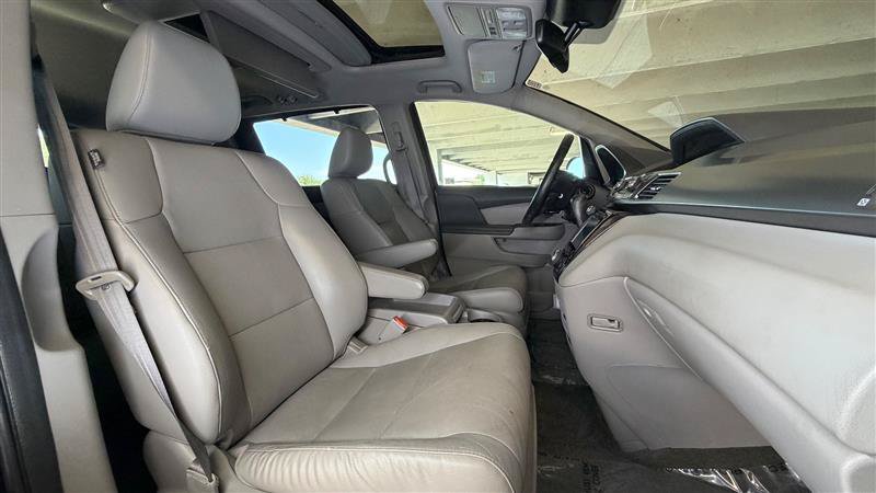 Used 2016 Honda Odyssey Touring image 35