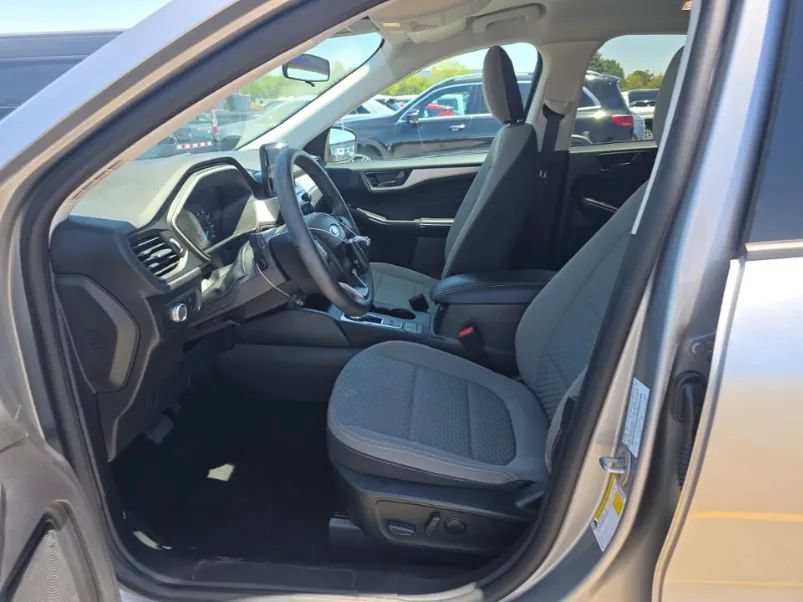 Used 2022 Ford Escape SE AWD/4WD image 8