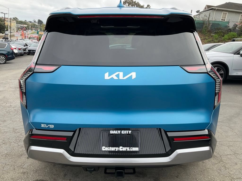 Used 2024 Kia EV9 Land AWD/4WD image 5
