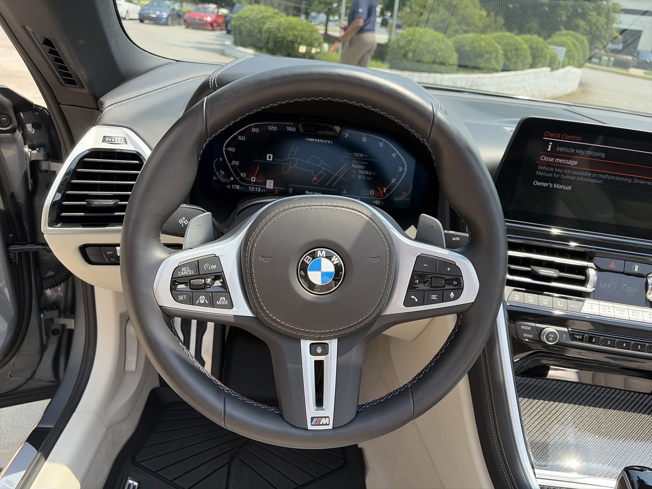 Used 2025 BMW M850i xDrive Convertible AWD/4WD image 21