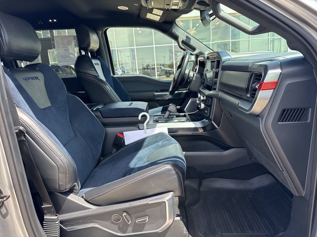 Used 2022 Ford F150 Raptor w/ Equipment Group 801A High AWD/4WD image 30
