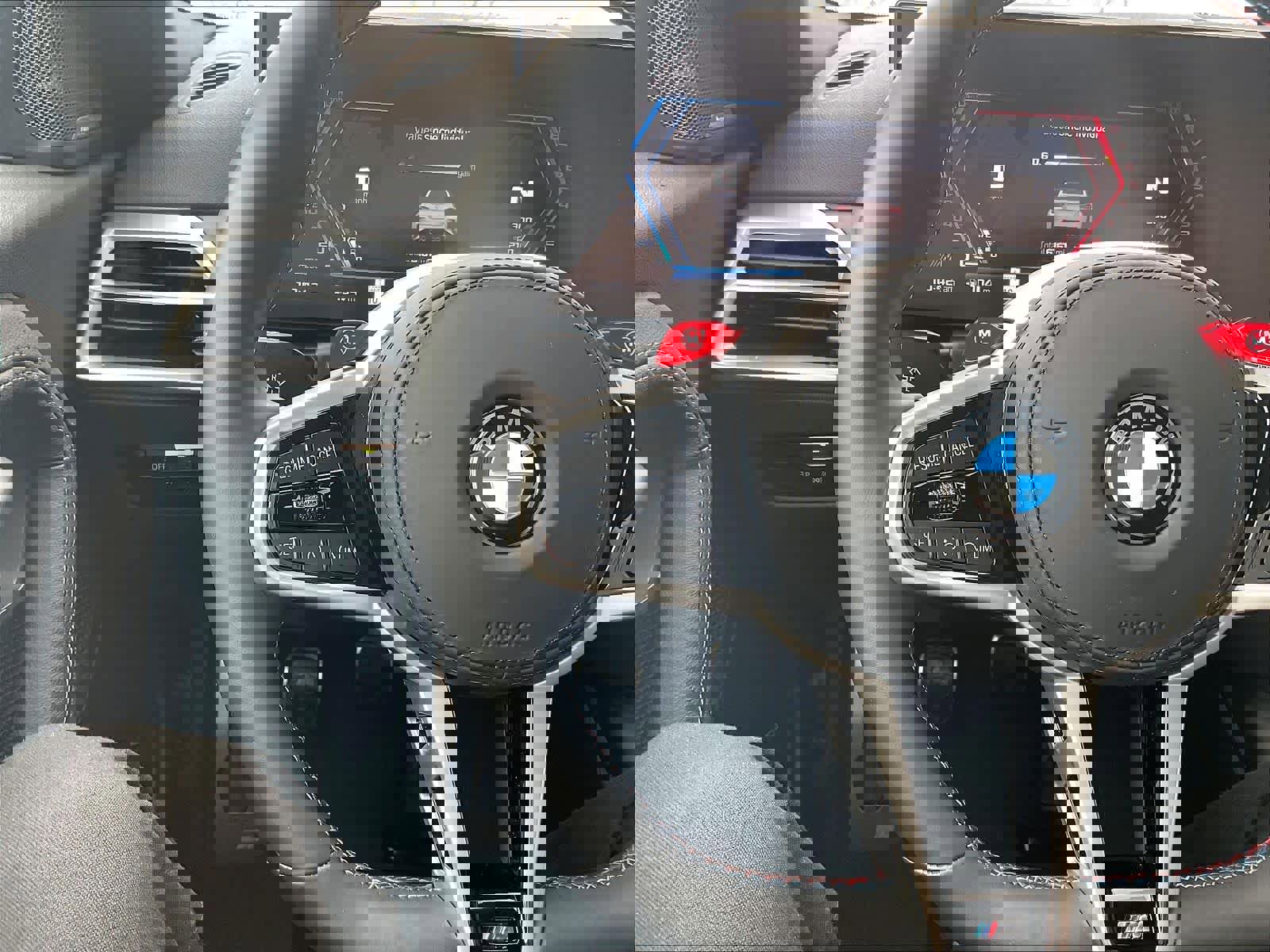 Used 2025 BMW M2 w/ Lighting Package image 19