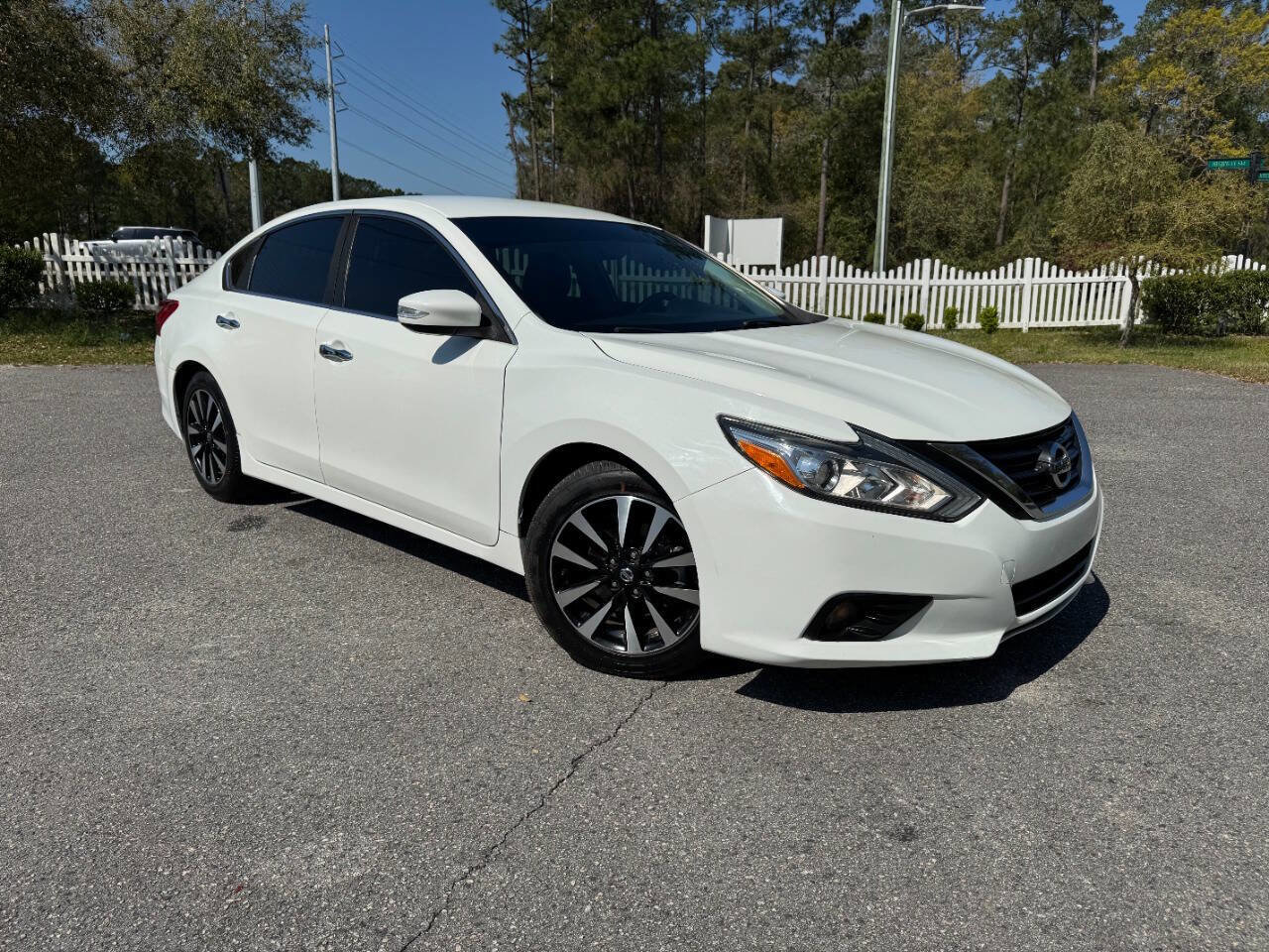 Used 2018 Nissan Altima 2.5 SL FWD image 8