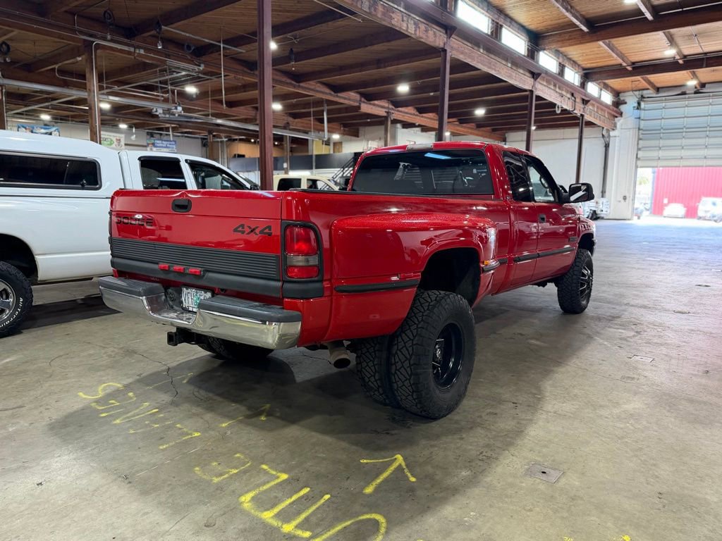 Used 1997 Dodge Ram 3500 Truck 4x4 Club Cab image 3