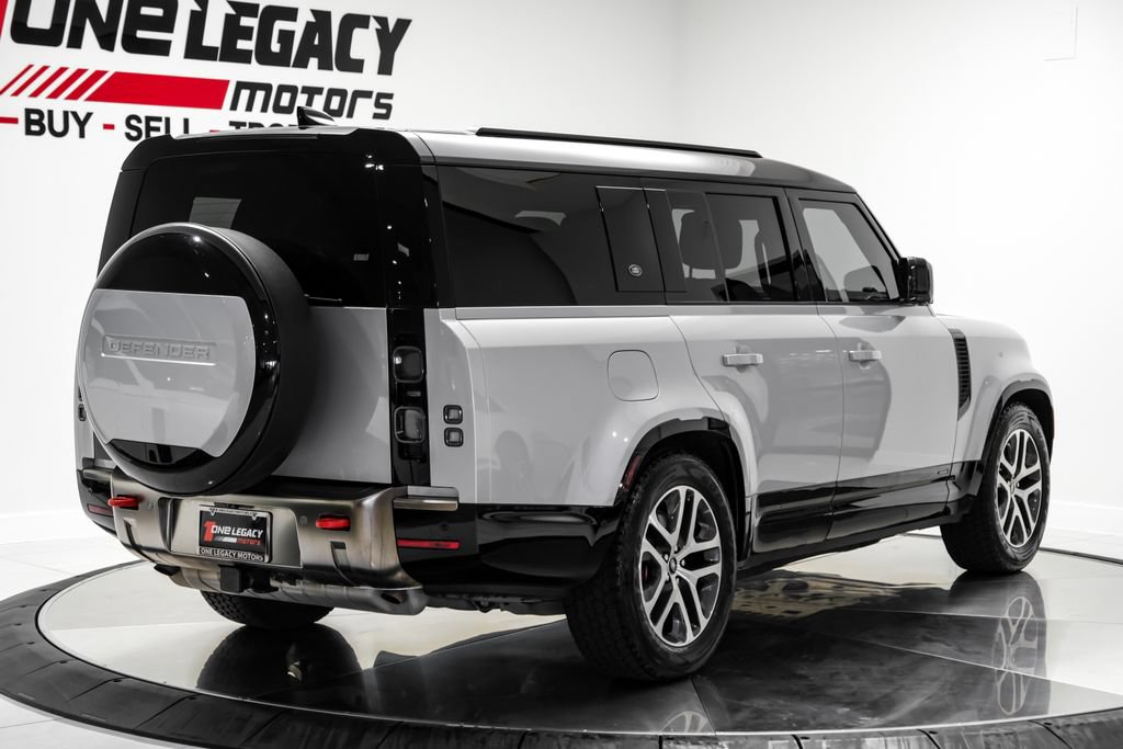 Used 2024 Land Rover Defender 130 X AWD/4WD image 10