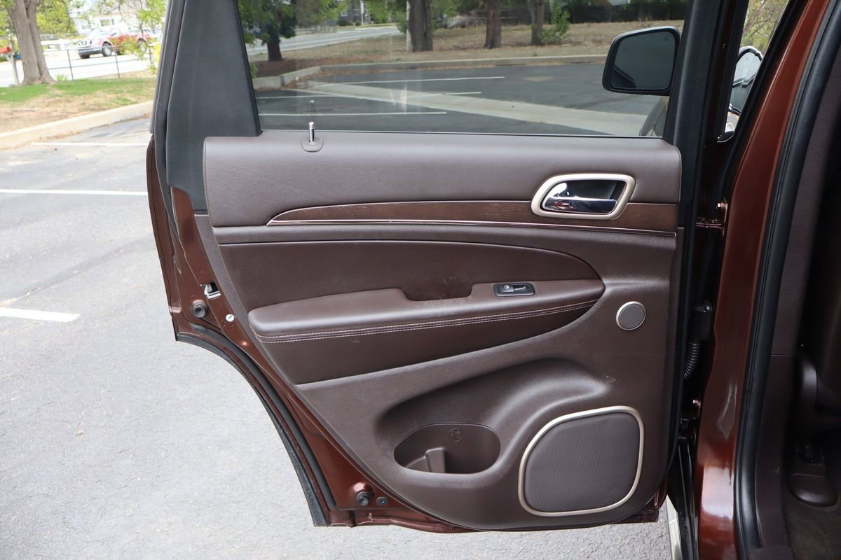 Used 2014 Jeep Grand Cherokee Summit AWD/4WD image 24
