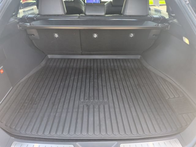 Used 2023 Toyota Venza XLE AWD/4WD image 28